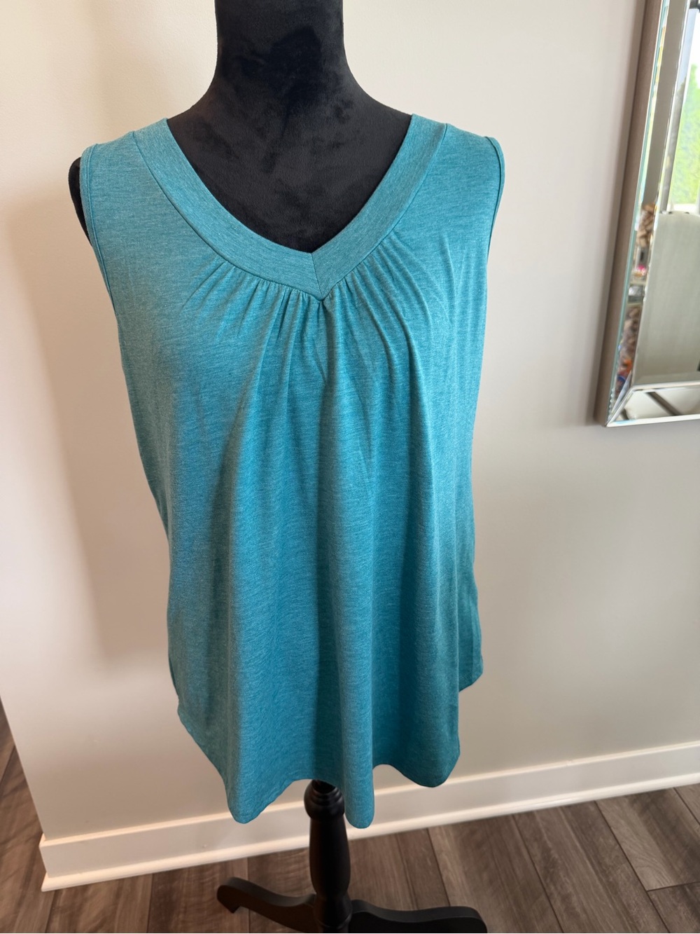 NEW Sleeveless V-Neck Teal Women's Top

#137